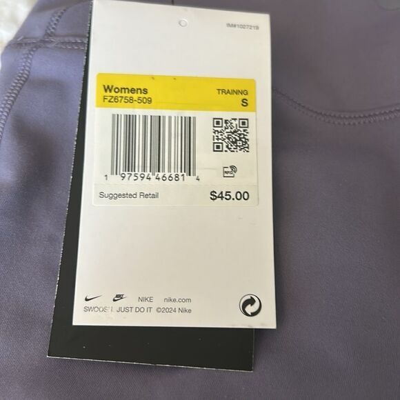 Nike Women's One High-Waisted 8" Biker Shorts With Pockets, Size Small, NWT - Picture 7 of 8